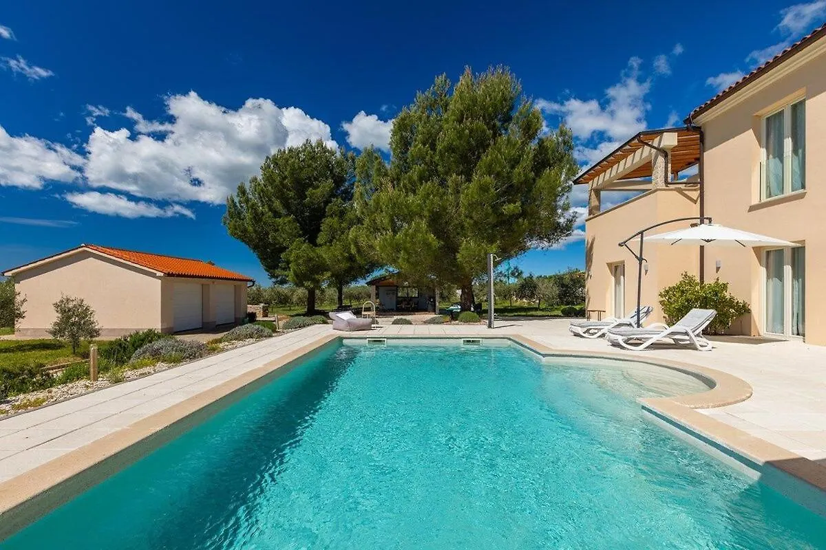 Villa Nirvana Vodnjan Casa de Férias